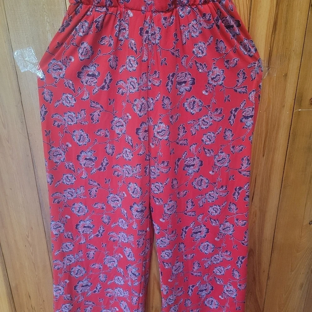 New Directions Red Cut Out Pleated Jumpsuit - Picture 12 of 15